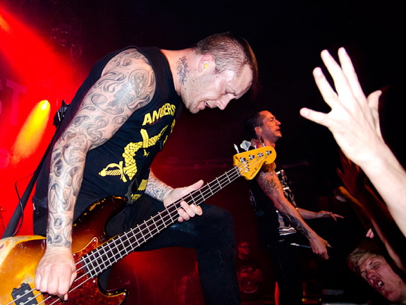 Raised Fist live, 14.05.2011 Hamburg, Grünspan