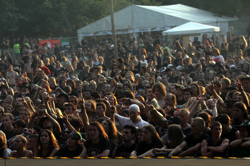 Glückliche Fans beim Metalcamp 2011, Tolmin, Slowenien