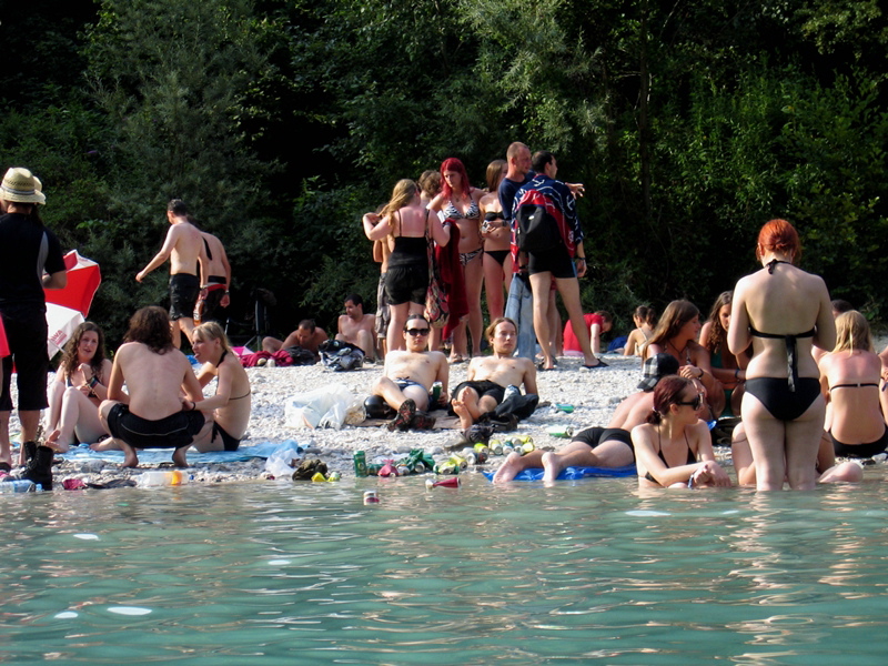 Glückliche Fans beim Metalcamp 2011, Tolmin, Slowenien