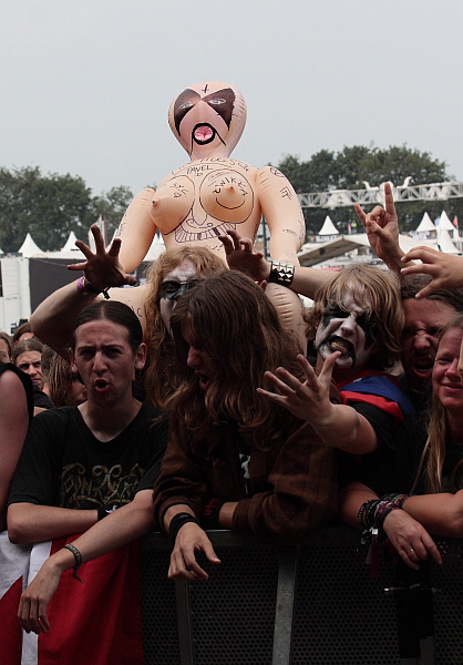 Wacken 2011, Fans, Nonsense und Spaß drumherum