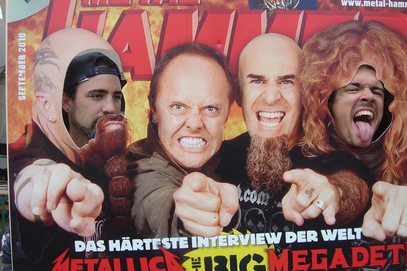 METAL HAMMER Big Four Aufsteller beim Wacken 2011