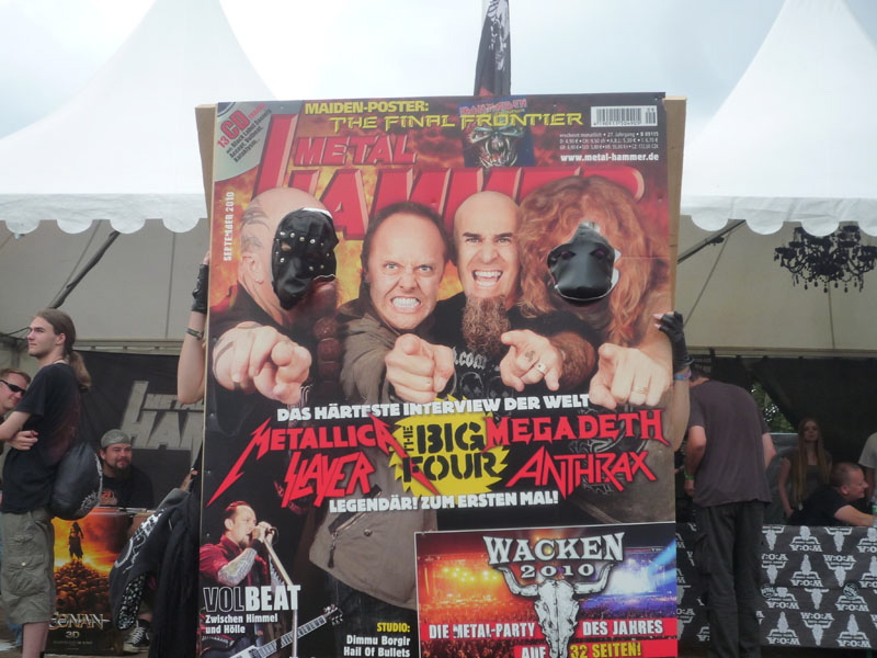 METAL HAMMER Big Four Aufsteller beim Wacken 2011