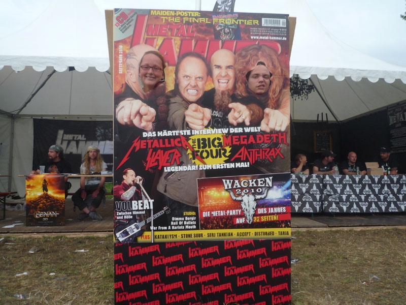 METAL HAMMER Big Four Aufsteller beim Wacken 2011