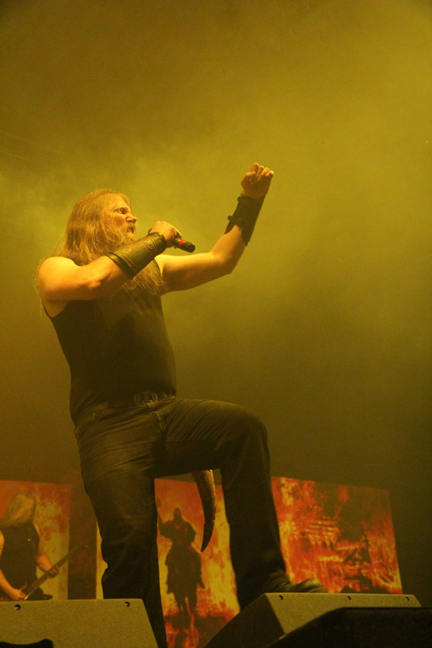 Amon Amarth live, Earshakerday 2012