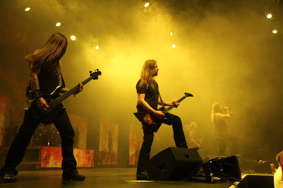 Amon Amarth live, Earshakerday 2012