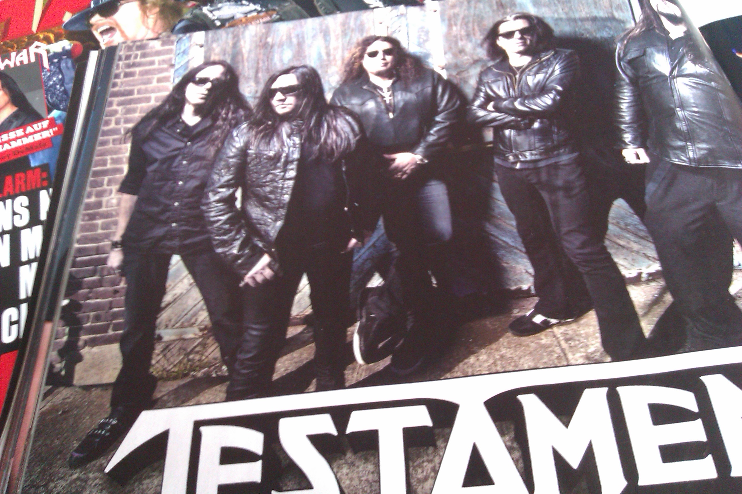 Testament in METAL HAMMER-Ausgabe 08/2012