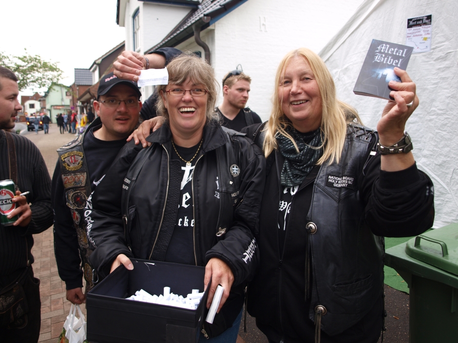 Wacken Open Air 2012: Das Dorf am Dienstag