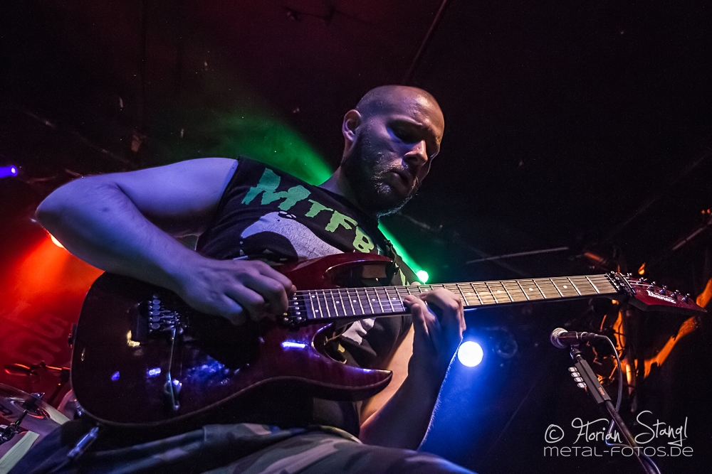 Defy the Laws of Tradition live, 13.08.2013, Nürnberg, Hirsch