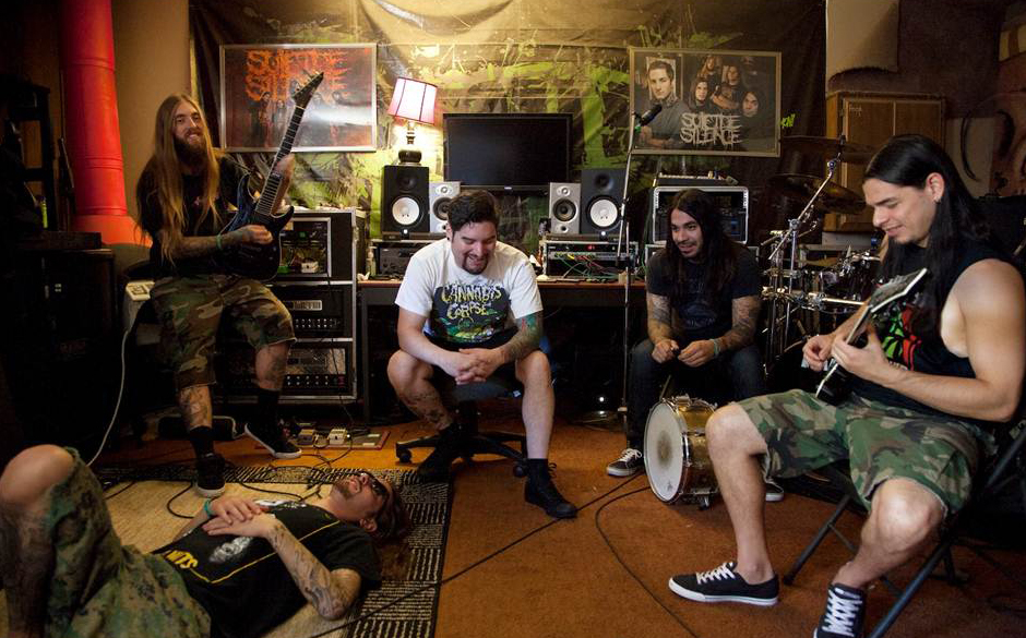 Suicide Silence im Studio