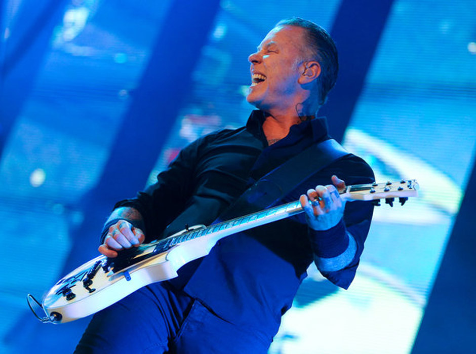 James Hetfield, S‰nger der Band Metallica steht am 04.06.2014 in Hamburg auf der B¸hne der Imtech-Arena. Die US-Band Metal