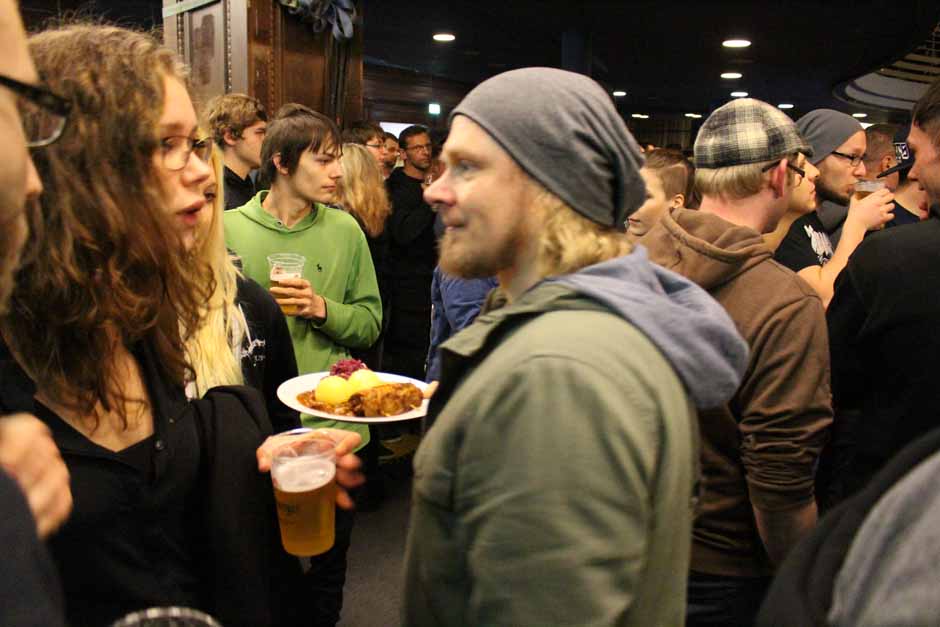 Backstage bei Heaven Shall Burn + Parkway Drive + Northlane + Carnifex, Tour 2014