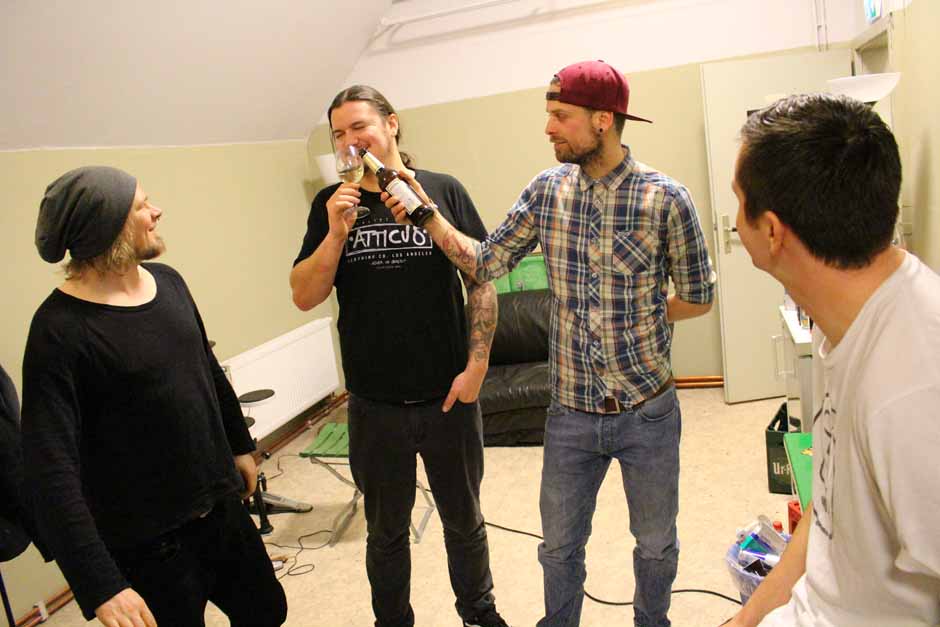 Backstage bei Heaven Shall Burn + Parkway Drive + Northlane + Carnifex, Tour 2014