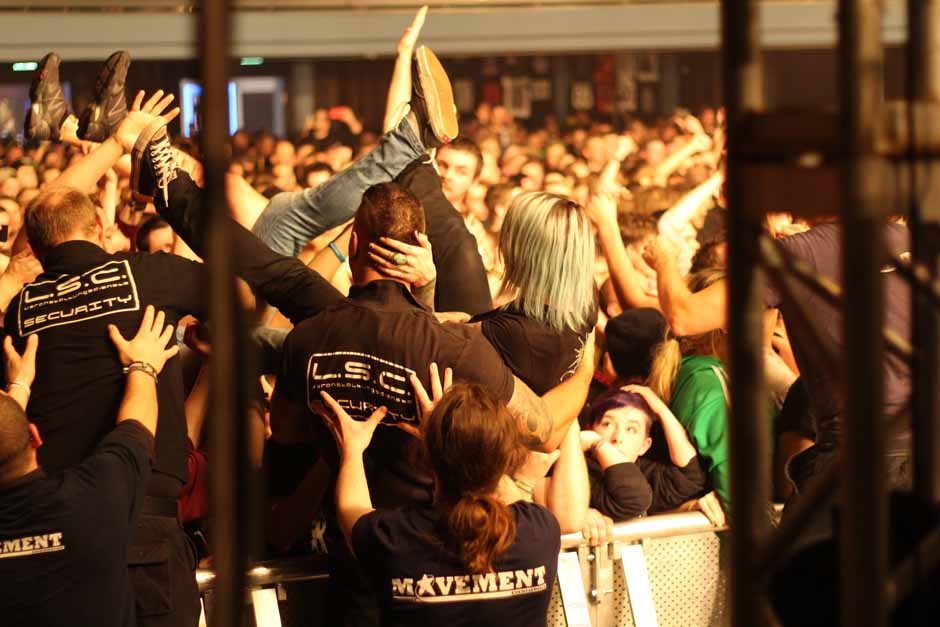 Backstage bei Heaven Shall Burn + Parkway Drive + Northlane + Carnifex, Tour 2014