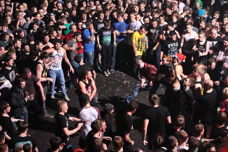 Backstage bei Heaven Shall Burn + Parkway Drive + Northlane + Carnifex, Tour 2014