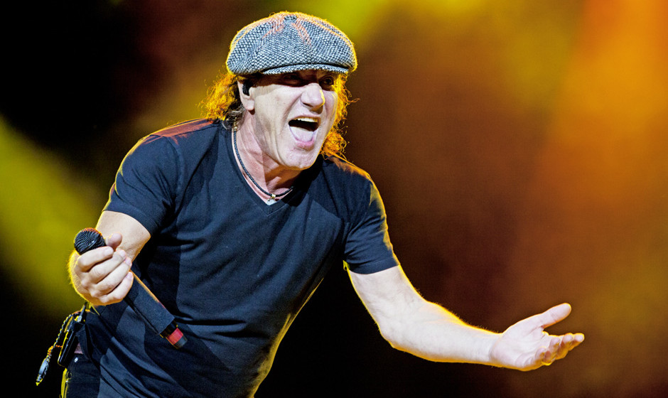 Brian Johnson mit AC/DC live in Dresden, 10.05.2015, Ostragehege