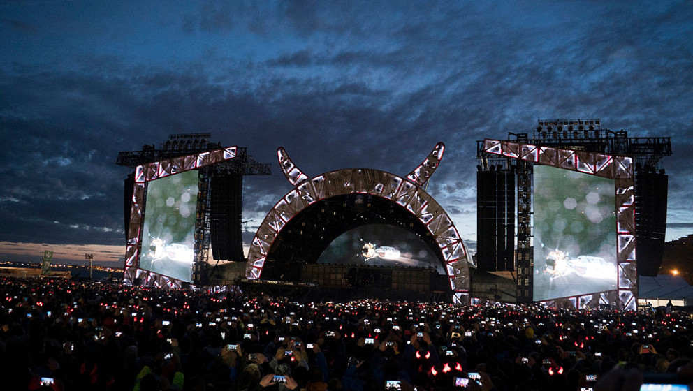 LISBON, PORTUGAL - MAY 07: A general view as AC/DC perform on the opening night of Rock or Bust Tour at the Passeio Maritimo 