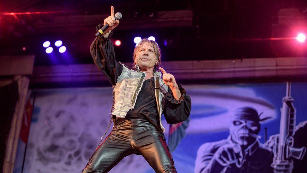 Bruce Dickinson von Iron Maiden - Legacy Of The Beast European Tour 2018 - Freiburg