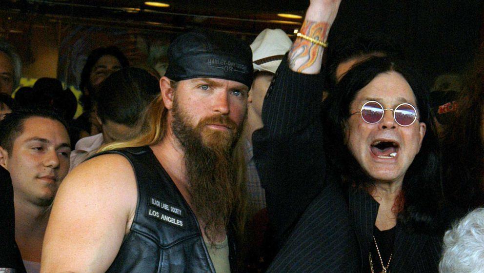 Zakk Wylde und Ozzy Osbourne während einer Ehrung für den verstorbenen Randy Rhoads