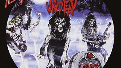 Auf dem Cover des Live-Albums LIVE UNDEAD geben Slayer die Untoten