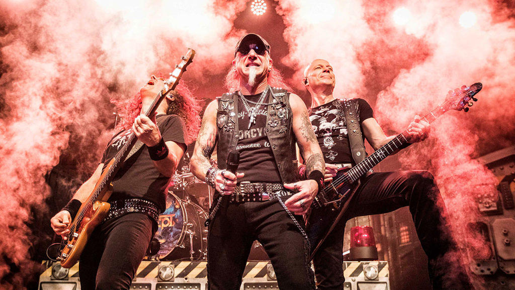 Bassist Peter Baltes, Sänger Mark Tornillo und Gitarrist Wolf Hoffmann, 2018.