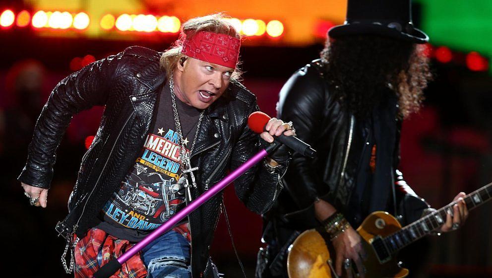 Axl Rose und Slash mit Guns N' Roses am 21. Februar 2017 im australischen Perth