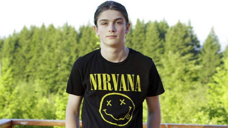 Nirvana machen doch nur diese Shirts mit den lustigen Smileys, oder?