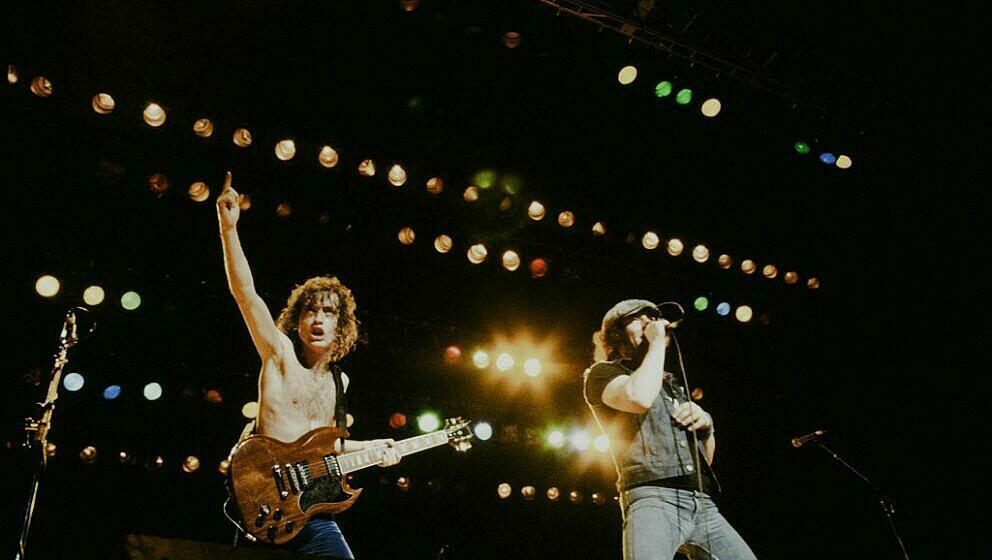 AC/DC