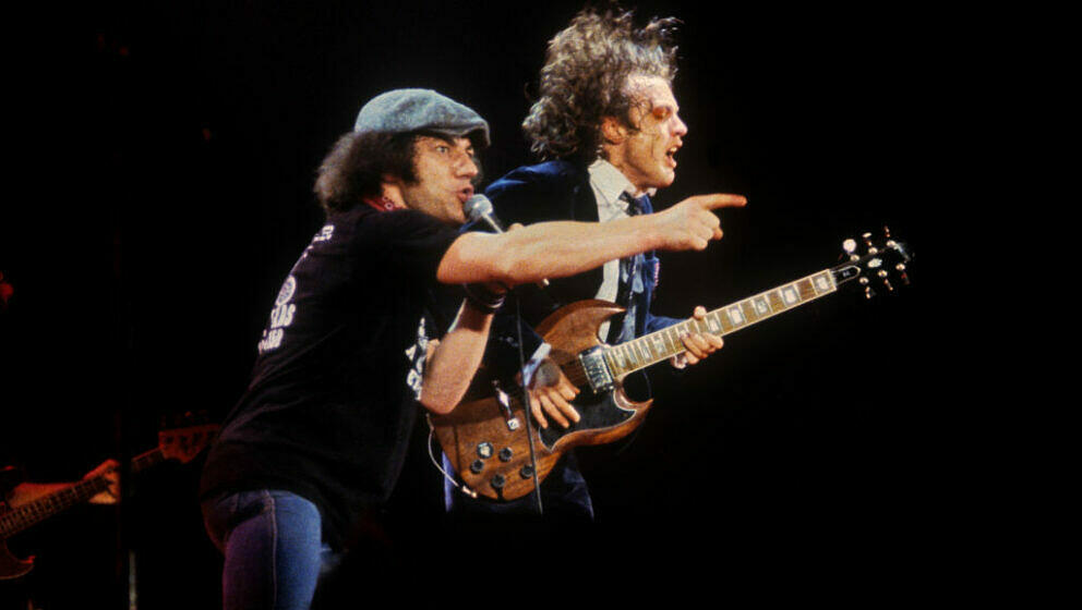 AC/DC