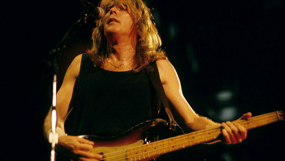 Cliff Williams mit AC/DC live im Nassau Coliseum, Uniondale, New York, am 20. September 1986