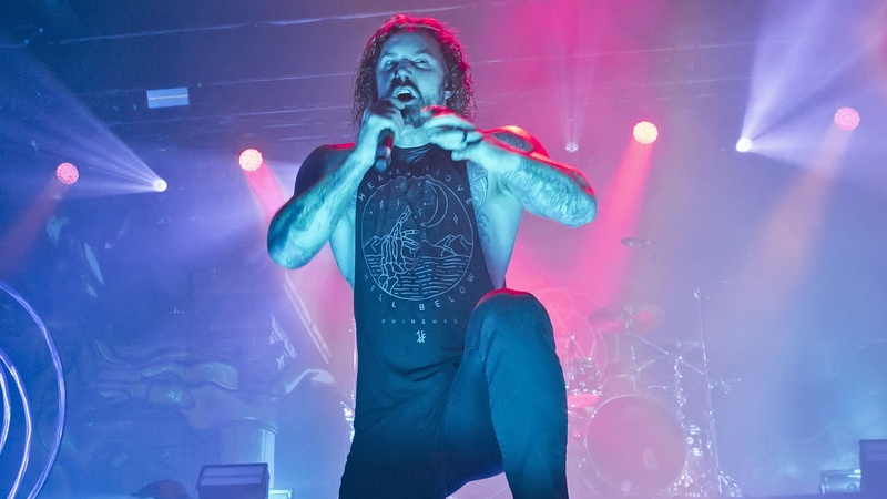 Tim Lambesis mit As I Lay Dying am 3. Oktober 2019 in der Berliner Columbiahalle