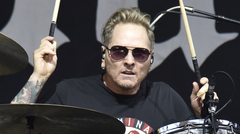 Ex-Guns N Roses-Schlagzeuger Matt Sorum bei einem Deadland Ritual-Auftritt am 13. Oktober 2019 beim Aftershock Music Festival in Sacramento