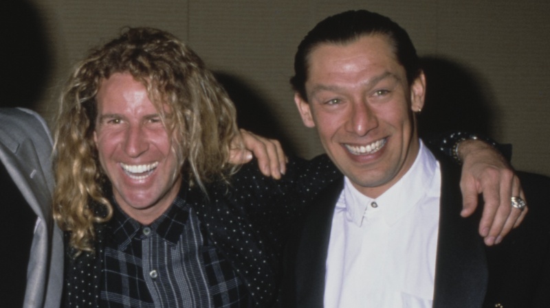 Sammy Hagar und Alex Van Halen ungefähr 1990 bei einem Event