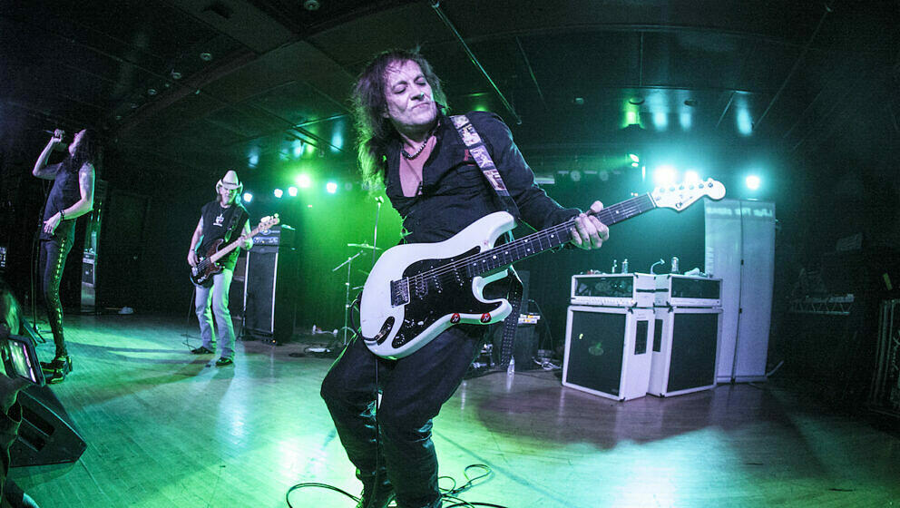 Jake E. Lee