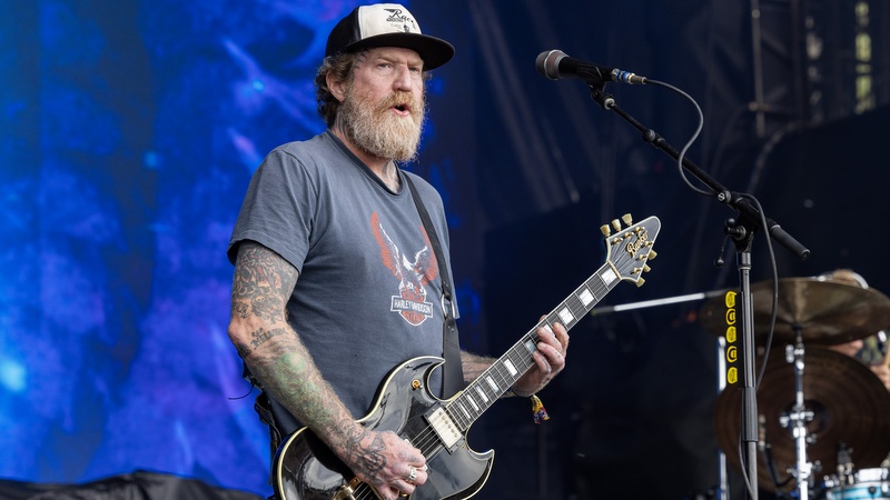 Brent Hinds mit Mastodon am 22. September 2024 beim Riot Fest 2024 in Chicago