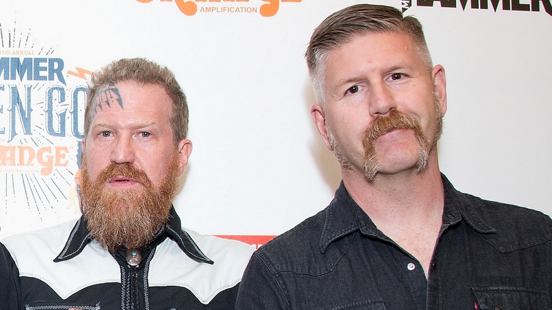 Brent Hinds und Bill Kelliher von Mastodon bei den Golden God Awards 2017 in London